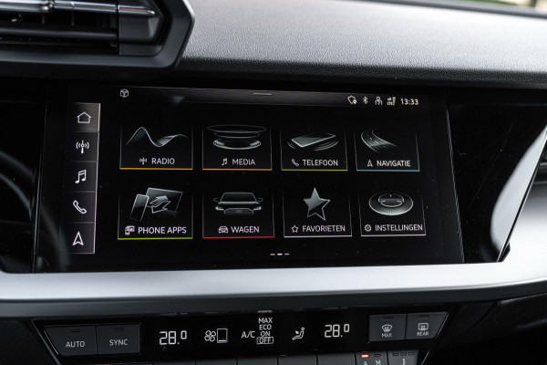 Audi A3 Sportback 30 TFSI Business Edition 110 PK 1e Eig Adaptive Stoelverwarming Full LED 18''