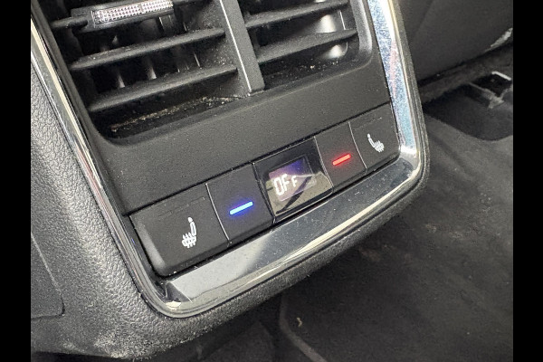 Škoda ENYAQ iV 60 | Wegklapbare trekhaak | Stoelverwarming | Warmtepomp