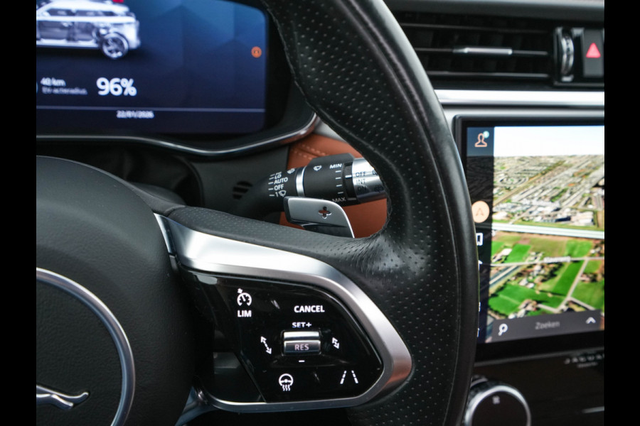 Jaguar F-Pace 2.0 P400e PHEV R-Dynamic HSE AWD ( Plug-in ) (INCL-BTW) Aut. *PANO | LEATHER | MERIDIAN-SOUND | FULL-LED | TOPVIEW | BLINDSPOT | KEYLESS | DAB+ | HEATED-COMFORTSEATS | NAVI-FULLMAP | DIGI-COCKPIT | HEAD-UP | PRIVACYGLASS | TOWBAR | 22"*