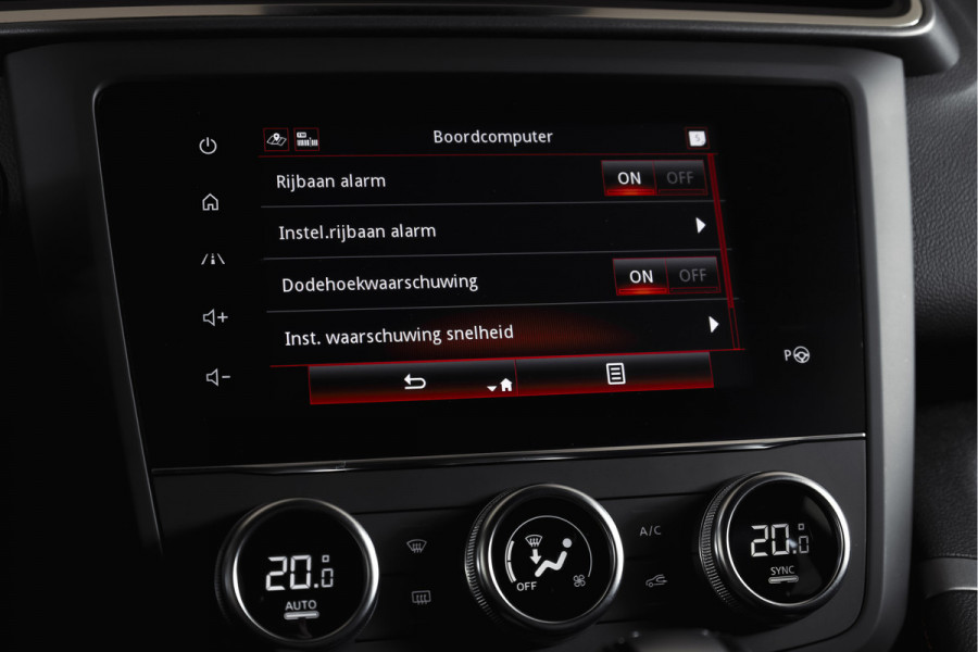 Renault Kadjar 1.3 TCe 160 PK Black Edition - Automaat Orig. NL | Cruise | PDC | Camera | NAV + App. Connect | Stoelverw. | ECC | Bose | Trekhaak | LM 19" |