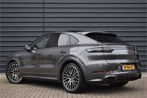 Porsche Cayenne Coupé 3.0 E-Hybrid 462pk SportDesign Techart | Pano | ACC | 22'' Wielen | PDLS+ Matrix | Alcantara dakhemel | Matrix PDLS+ |