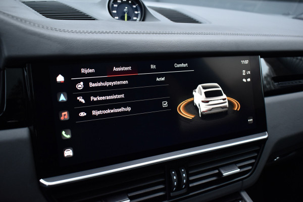 Porsche Cayenne Coupé 3.0 E-Hybrid 462pk SportDesign Techart | Pano | ACC | 22'' Wielen | PDLS+ Matrix | Alcantara dakhemel | Matrix PDLS+ |