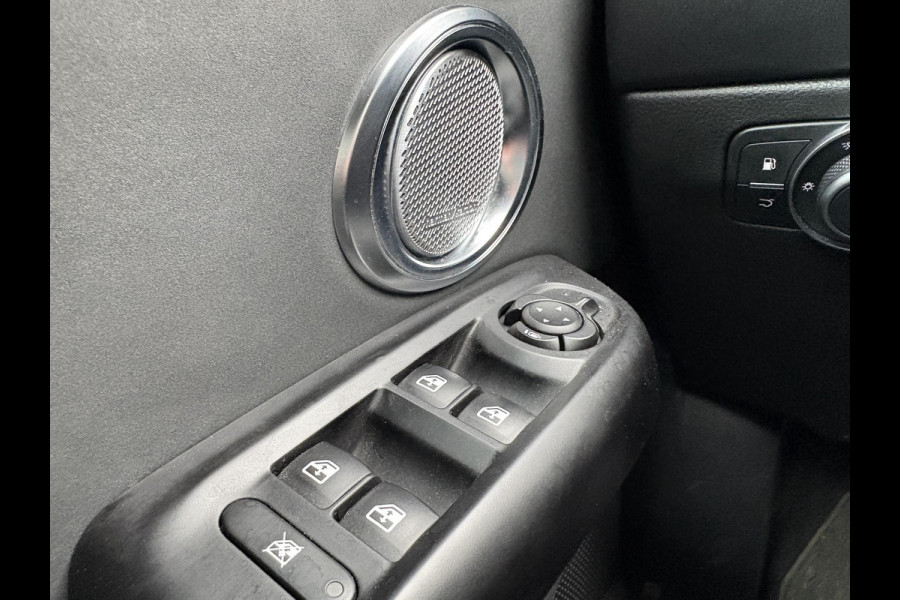 Alfa Romeo Tonale 1.3T PHEV Edizione Speciale 280pk! | Volle uitrusting! | Lederen bekleding | 360 graden Camera | Stoelverwarming/ventilatie | Adaptive cruise control | Schakelflippers |