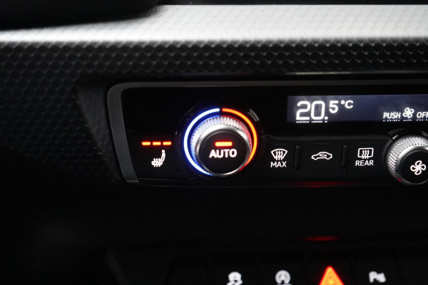 Audi A1 Sportback 30 TFSI 115pk Epic Automaat | Climate control | Parkeersensoren | Navigatie | Lm velgen