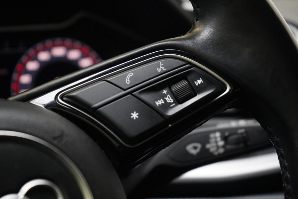 Audi A1 Sportback 30 TFSI 115pk Epic Automaat | Climate control | Parkeersensoren | Navigatie | Lm velgen