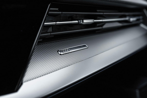 Audi A3 Sportback 40 TFSI e s edition ACC B&O Matrix LED Ambiance Elek.Klep Keyless Stoelverwarming 18''