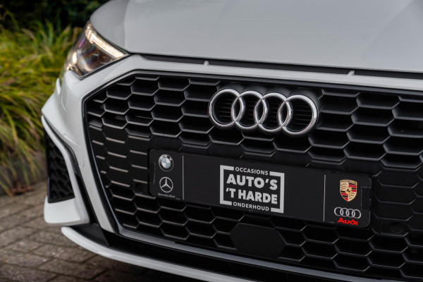Audi A3 Sportback 40 TFSI e s edition ACC B&O Matrix LED Ambiance Elek.Klep Keyless Stoelverwarming 18''