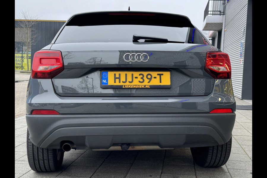Audi Q2 30 TFSI Design Pro Line Plus - AUTOMAAT I Panorama dak I Airco I PDC I Sport velgen 19 I Afneembare trekhaak I Dealer ond.