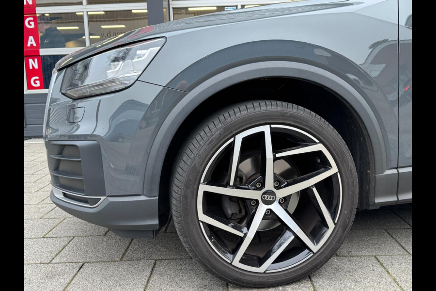Audi Q2 30 TFSI Design Pro Line Plus - AUTOMAAT I Panorama dak I Airco I PDC I Sport velgen 19 I Afneembare trekhaak I Dealer ond.
