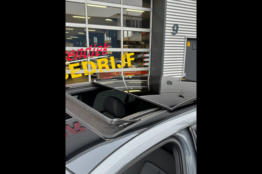 Audi Q2 30 TFSI Design Pro Line Plus - AUTOMAAT I Panorama dak I Airco I PDC I Sport velgen 19 I Afneembare trekhaak I Dealer ond.