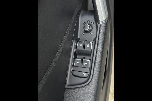 Audi Q2 30 TFSI Design Pro Line Plus - AUTOMAAT I Panorama dak I Airco I PDC I Sport velgen 19 I Afneembare trekhaak I Dealer ond.