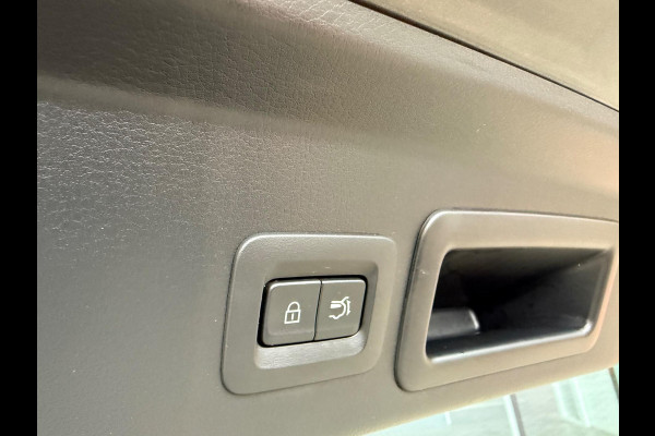 Mazda CX-30 2.0 e-SkyActiv-X M Hybrid Luxury - Automaat - Navi - Leder - Org.NL