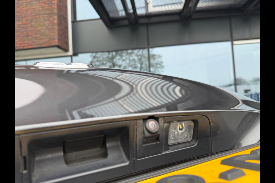 Mazda CX-30 2.0 e-SkyActiv-X M Hybrid Luxury - Automaat - Navi - Leder - Org.NL