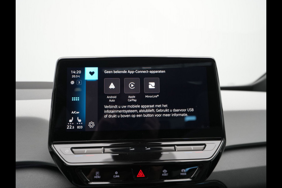 Volkswagen ID.3 First Max 58 kWh 204pk Trekhaak Panorama Navigatie Camera Stoel/Stuurverwarming