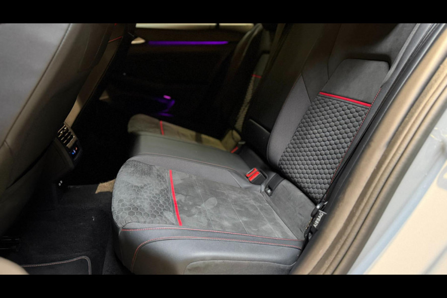 Volkswagen Golf 2.0 TSI GTI Clubsport Nürburgring|PANO|HUD|MATRIX|H&K|MAXTON|SFEER|CAMERA|