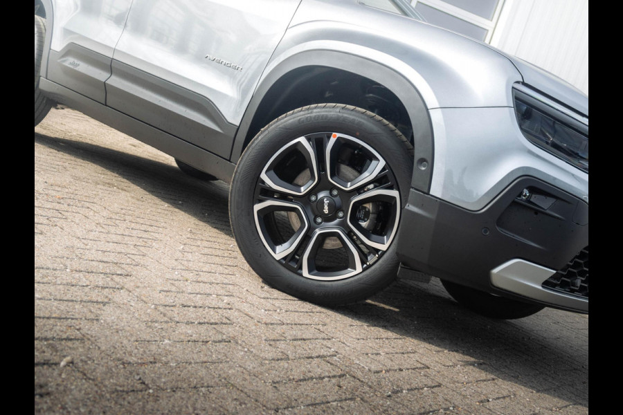 Jeep Avenger 1.2 e-Hybrid Summit | Uit voorraad leverbaar | Winter Pack | Schuif/Kanteldak | Infotaiment&Convenience Pack | Bicolore