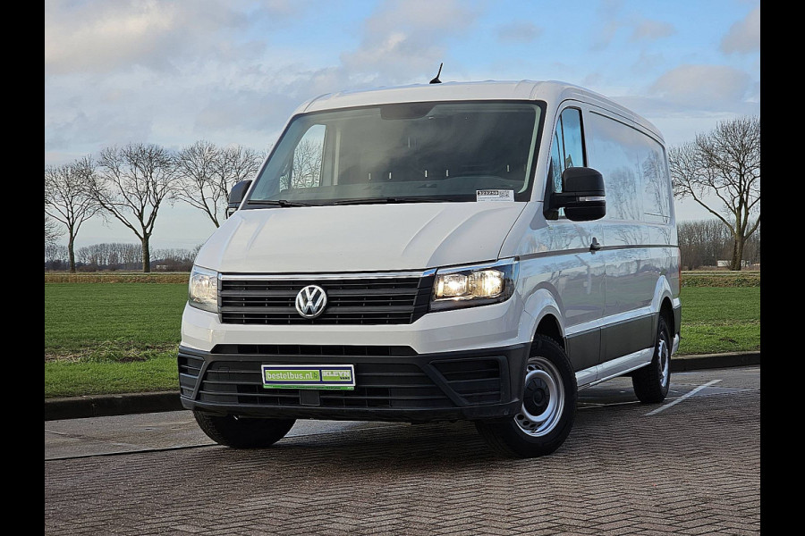 Volkswagen Crafter 30 2.0 TDI 102 L2H1 airco, trekhaak