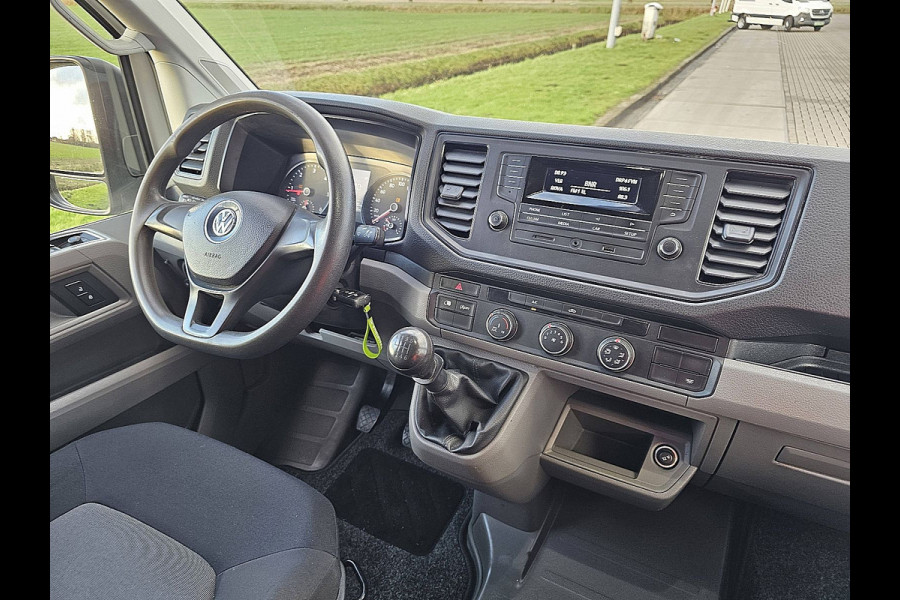 Volkswagen Crafter 30 2.0 TDI 102 L2H1 airco, trekhaak