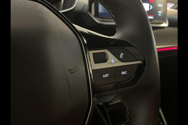 Peugeot 208 1.2 PureTech GT 100PK AIRCO CLIMA NAVI CRUISE PANO APPLE CARPLAY 3D COCKPIT PDC CAM LAGE KM STAND NIEUWSTAAT