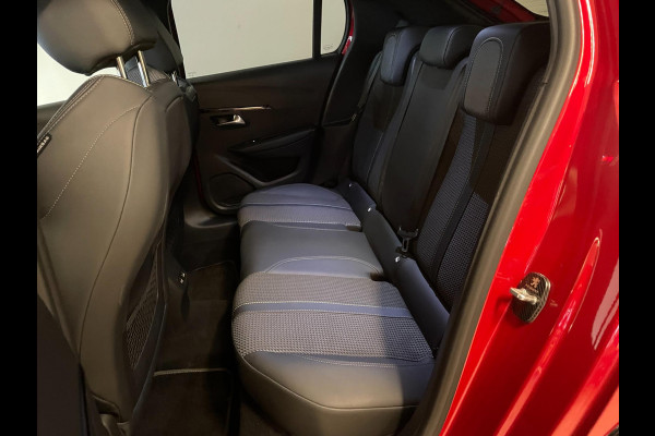 Peugeot 208 1.2 PureTech GT 100PK AIRCO CLIMA NAVI CRUISE PANO APPLE CARPLAY 3D COCKPIT PDC CAM LAGE KM STAND NIEUWSTAAT