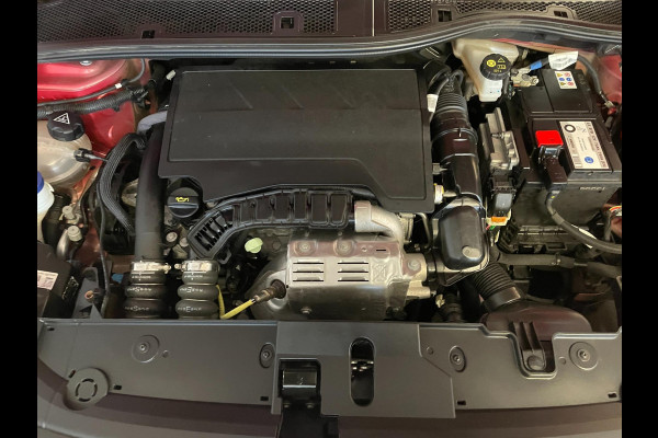 Peugeot 208 1.2 PureTech GT 100PK AIRCO CLIMA NAVI CRUISE PANO APPLE CARPLAY 3D COCKPIT PDC CAM LAGE KM STAND NIEUWSTAAT