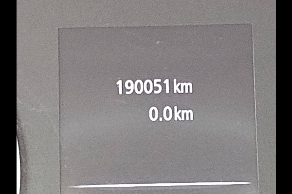 Renault Master T35 2.3 dCi 135 L2H2 airco, navi, pdc, trekhaak