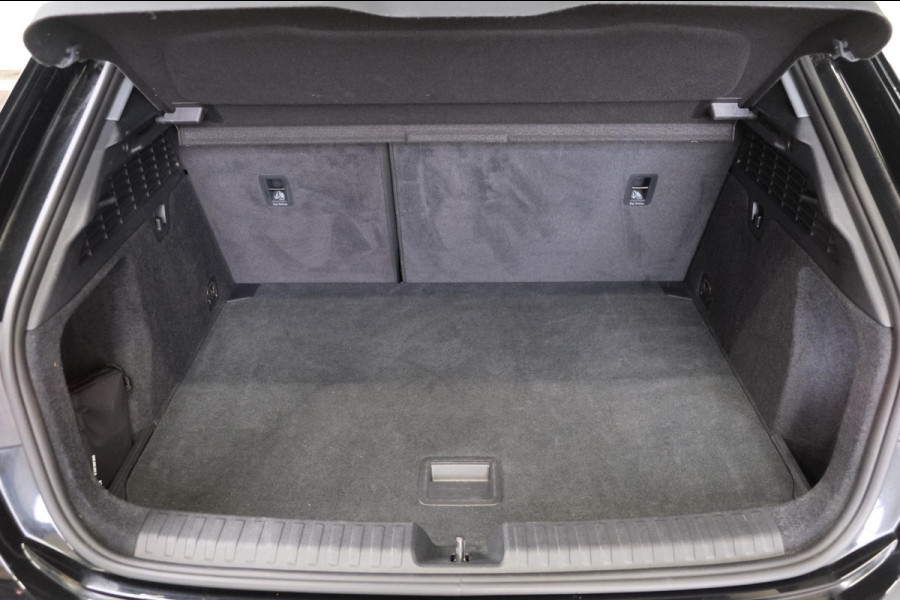 Audi A3 Sportback 30 TFSI Business edition - N.A.P. Airco, Cruise, Navi, PDC.