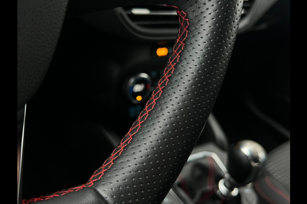 Ford Focus 1.0 EcoBoost Hybrid ST Line Business NL AUTO | CAMERA | CARPLAY |