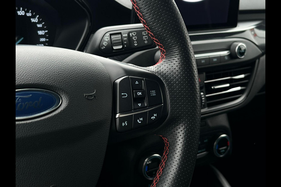 Ford Focus 1.0 EcoBoost Hybrid ST Line Business NL AUTO | CAMERA | CARPLAY |