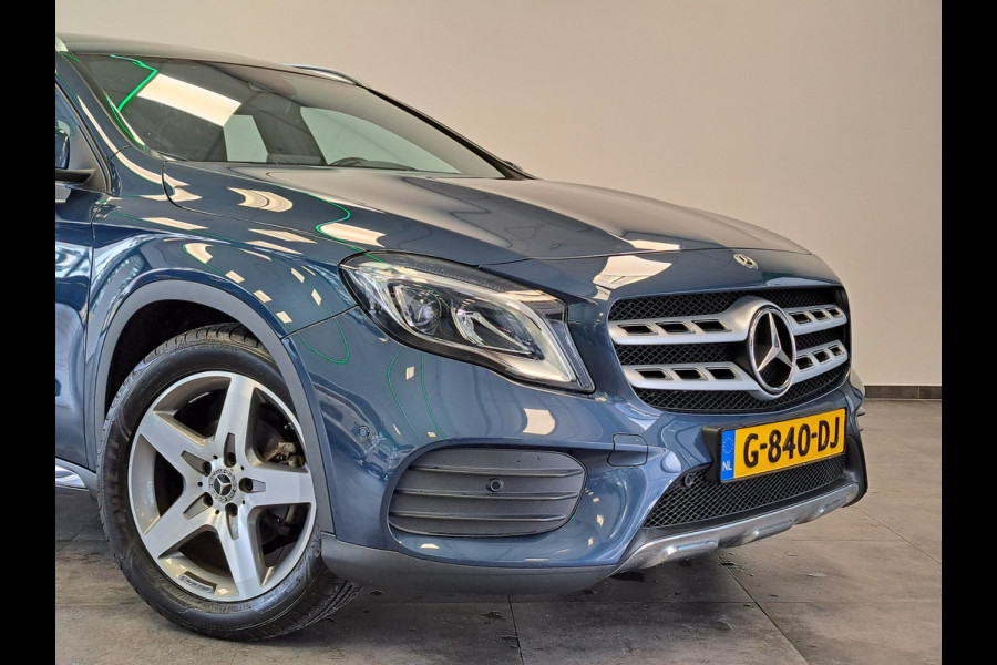 Mercedes-Benz GLA 180 Business Solution AMG Panoramadak Clima Cruise Navigatie camera 18"LM