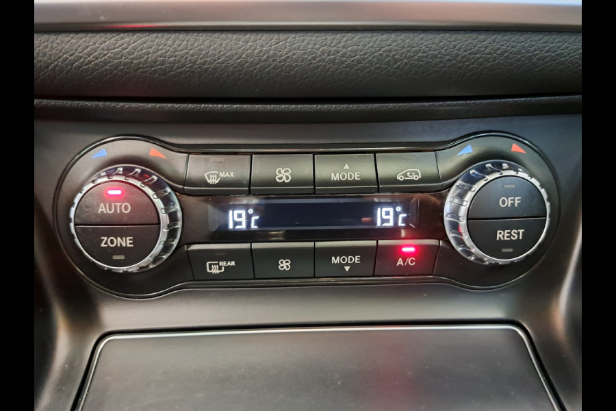 Mercedes-Benz GLA 180 Business Solution AMG Panoramadak Clima Cruise Navigatie camera 18"LM