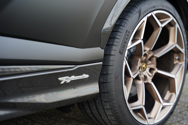 Lamborghini Urus 4.0 V8 Performante / Carbon / B&O Advanced