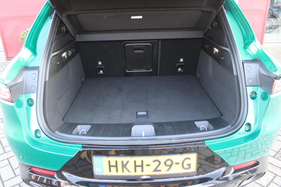 Alfa Romeo Tonale PHEV 280PK VELOCE | PANORAMISCH SCHUIF / KANTELDAK | LEDEREN BEKLEDING | VOORSTOELEN / STUUR VERWARMD | VOORSTOELEN GEVENTILEERD | VOORSTOELEN ELEKTRISCH VERSTELBAAR | DRAADLOOS APPLE CARPLAY / ANDROID AUTO | 360° CAMERA | AUTOMATISCH DIMMENDE BUITENSPIEGELS | 20"INCH LICHTMETALEN VELGEN | ADAPTIVE CRUISE CONTROL | KEYLESS ENTRY / START | ELEKTRISCH BEDIENBARE ACHTERKLEP | DRAADLOZE TELEFOONLADER | AMBIENT LIGHTING | DONKERE HEMELBEKLEDING | SCHAKELFLIPPERS AAN HET STUUR | VERWARMDE RUITENSPROEIERS |