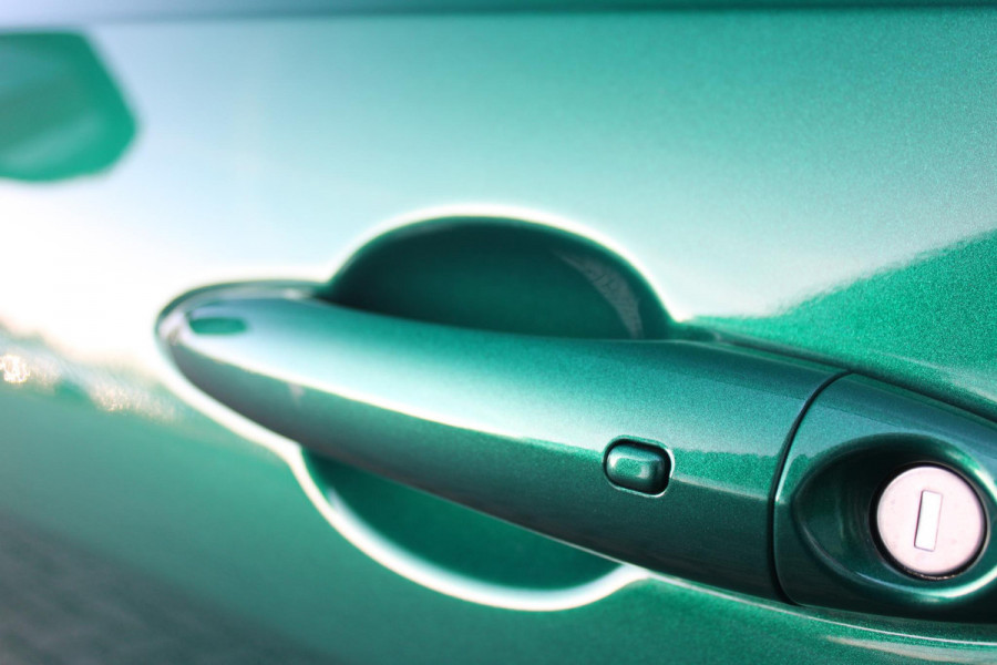 Alfa Romeo Tonale PHEV 280PK VELOCE | PANORAMISCH SCHUIF / KANTELDAK | LEDEREN BEKLEDING | VOORSTOELEN / STUUR VERWARMD | VOORSTOELEN GEVENTILEERD | VOORSTOELEN ELEKTRISCH VERSTELBAAR | DRAADLOOS APPLE CARPLAY / ANDROID AUTO | 360° CAMERA | AUTOMATISCH DIMMENDE BUITENSPIEGELS | 20"INCH LICHTMETALEN VELGEN | ADAPTIVE CRUISE CONTROL | KEYLESS ENTRY / START | ELEKTRISCH BEDIENBARE ACHTERKLEP | DRAADLOZE TELEFOONLADER | AMBIENT LIGHTING | DONKERE HEMELBEKLEDING | SCHAKELFLIPPERS AAN HET STUUR | VERWARMDE RUITENSPROEIERS |