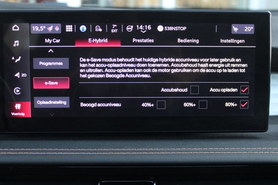 Alfa Romeo Tonale PHEV 280PK VELOCE | PANORAMISCH SCHUIF / KANTELDAK | LEDEREN BEKLEDING | VOORSTOELEN / STUUR VERWARMD | VOORSTOELEN GEVENTILEERD | VOORSTOELEN ELEKTRISCH VERSTELBAAR | DRAADLOOS APPLE CARPLAY / ANDROID AUTO | 360° CAMERA | AUTOMATISCH DIMMENDE BUITENSPIEGELS | 20"INCH LICHTMETALEN VELGEN | ADAPTIVE CRUISE CONTROL | KEYLESS ENTRY / START | ELEKTRISCH BEDIENBARE ACHTERKLEP | DRAADLOZE TELEFOONLADER | AMBIENT LIGHTING | DONKERE HEMELBEKLEDING | SCHAKELFLIPPERS AAN HET STUUR | VERWARMDE RUITENSPROEIERS |