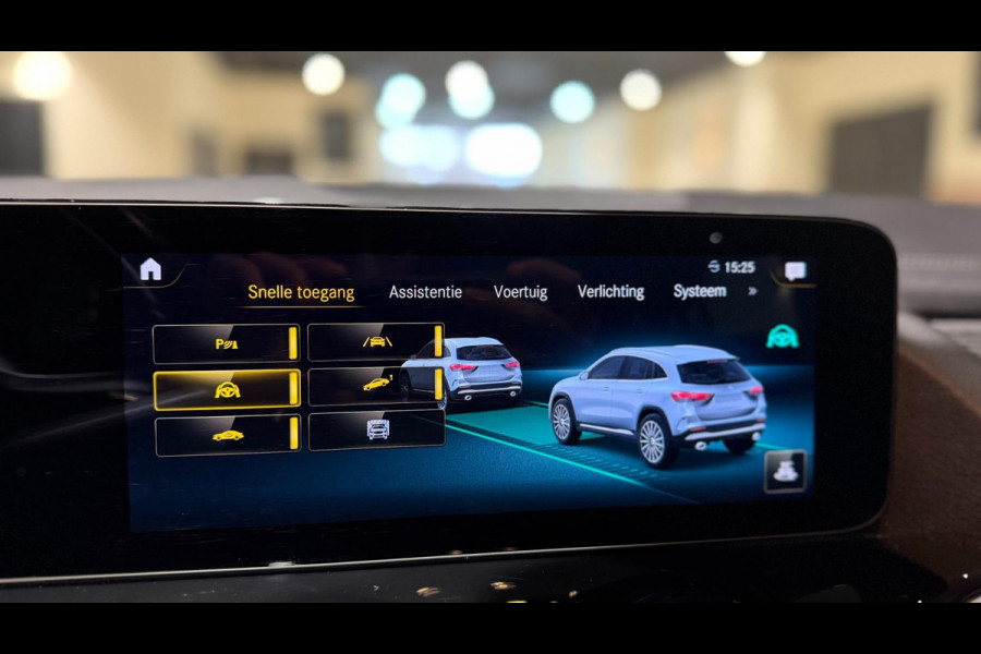 Mercedes-Benz GLA AMG 35 4MATIC PANO|MEMORY|CAMERA|STOELVERWARMING|ACC