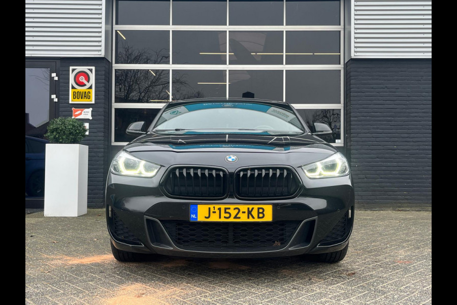 BMW X2 sDrive18i High Executive, M-pakket, Automaat, Cruise, Head-up, Camera, Navi