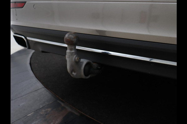 Volvo V60 2.0 T6 AWD Recharge Business Pro | Leder | Trekhaak | Stoel & stuurverwarming | Adaptive cruise | Camera | Carplay | Navigatie | Full LED | Parkeerhulp | PHEV | Plug In