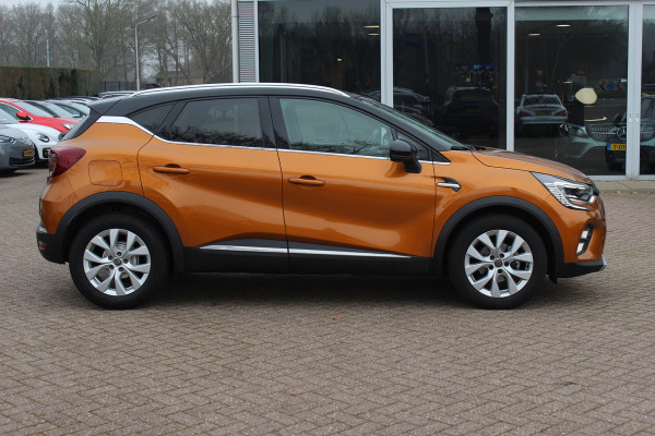 Renault Captur 1.3 TCe 130 Intens Automaat / Trekhaak / Camera / Navigatie / 17'' / Keyless / DAB / Stoelverwarming / Cruise Control
