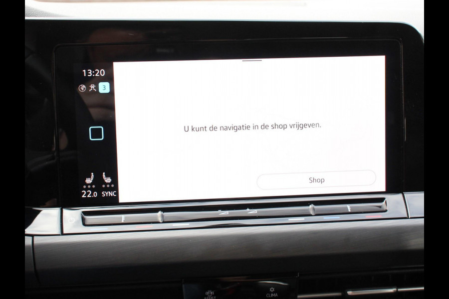 Volkswagen Golf 1.5 TSI 150pk Style | Navigatie | Climate Control | DAB | Digitale Cockpit | Keyless Start | Lichtmetalen velgen 17" | Parkeer Sensoren | Stoelverwarming