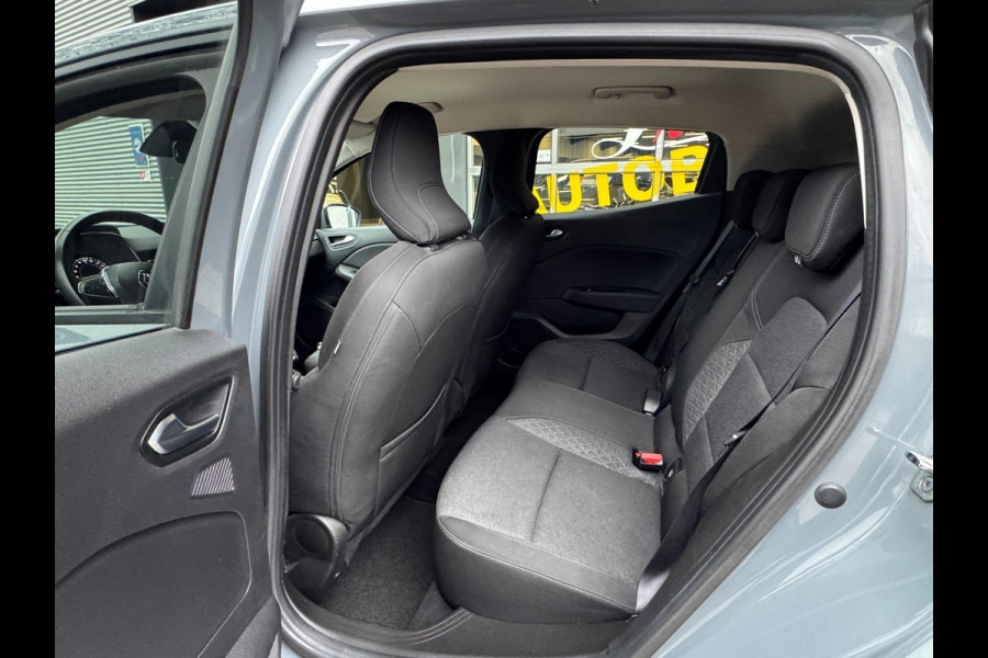 Renault Clio 1.0 TCe Intens - Navigatie / Apple CarPlay I Airco I Sport velgen I PDC I Stoelverwarming I Dealer onderhouden