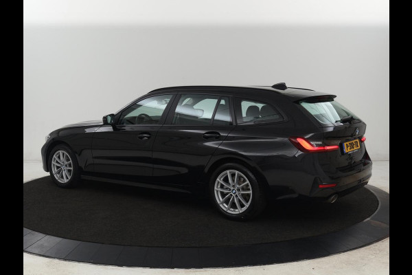 BMW 3 Serie 318i Business Edition | Stoelverwarming | Camera | Live Cockpit | Carplay | Navigatie | Full LED | Parkeerhulp | Climate control | Bluetooth | Cruise control