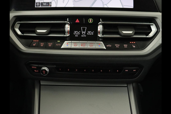 BMW 3 Serie 318i Business Edition | Stoelverwarming | Camera | Live Cockpit | Carplay | Navigatie | Full LED | Parkeerhulp | Climate control | Bluetooth | Cruise control