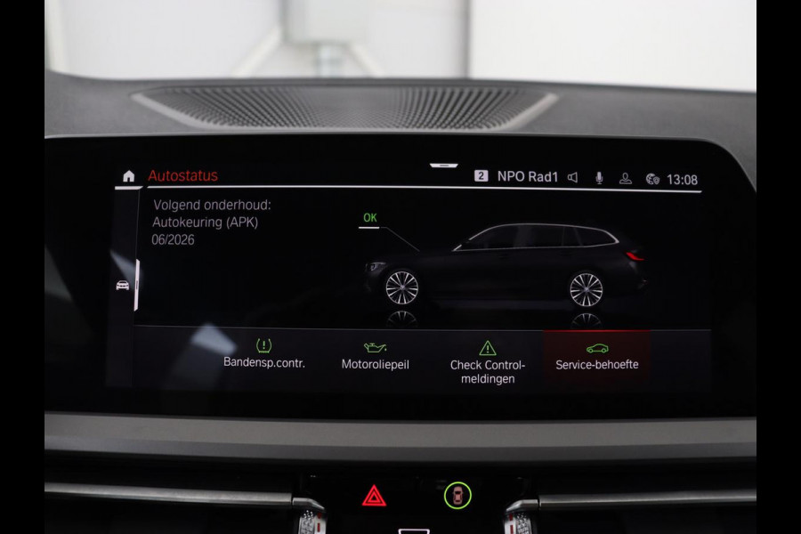 BMW 3 Serie 318i Business Edition | Stoelverwarming | Camera | Live Cockpit | Carplay | Navigatie | Full LED | Parkeerhulp | Climate control | Bluetooth | Cruise control