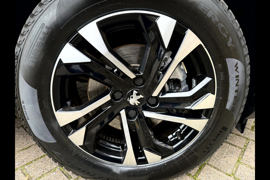 Peugeot e-2008 EV Allure Pack 50 kWh SOH 91,3%, Camera, Carplay, Stoelverwarming