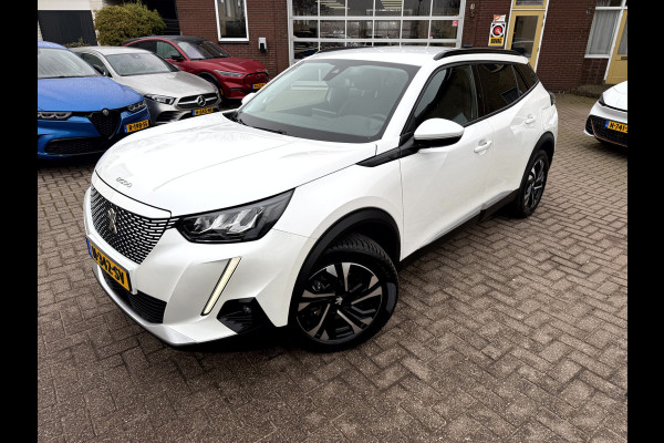 Peugeot e-2008 EV Allure Pack 50 kWh SOH 91,3%, Camera, Carplay, Stoelverwarming