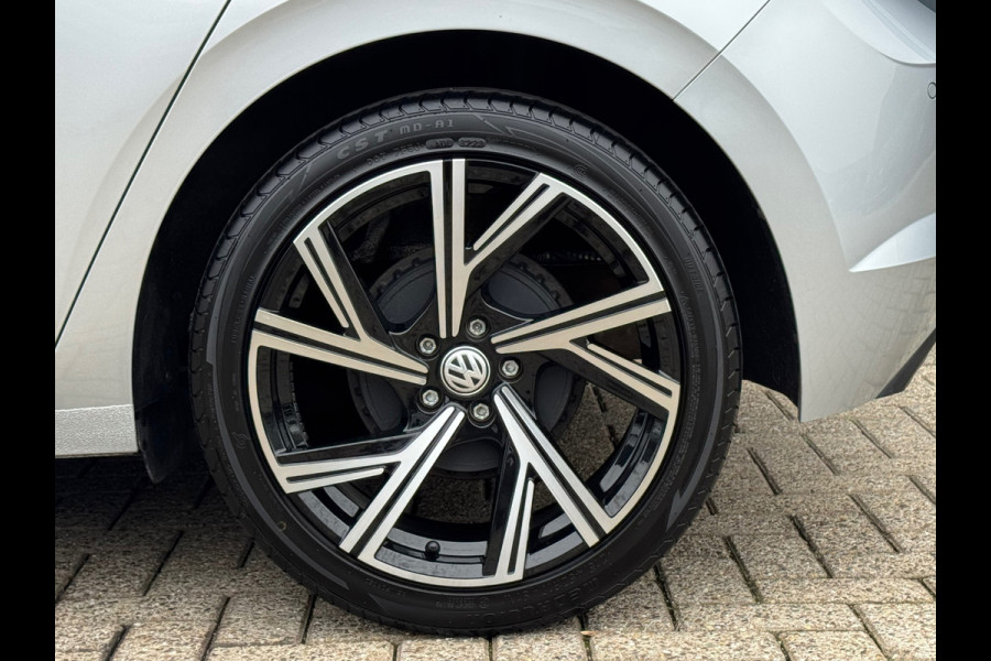 Volkswagen Polo 1.0 TSI Comfortline * Carplay * Parkeersensoren * Lichtmetalen Velgen *