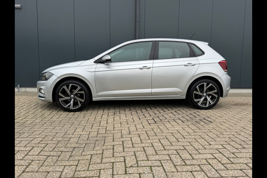 Volkswagen Polo 1.0 TSI Comfortline * Carplay * Parkeersensoren * Lichtmetalen Velgen *