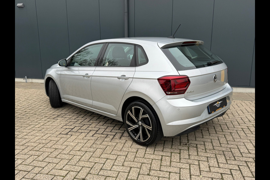 Volkswagen Polo 1.0 TSI Comfortline * Carplay * Parkeersensoren * Lichtmetalen Velgen *