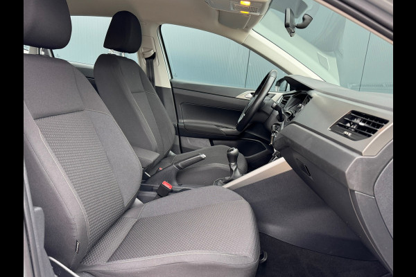 Volkswagen Polo 1.0 TSI Comfortline * Carplay * Parkeersensoren * Lichtmetalen Velgen *